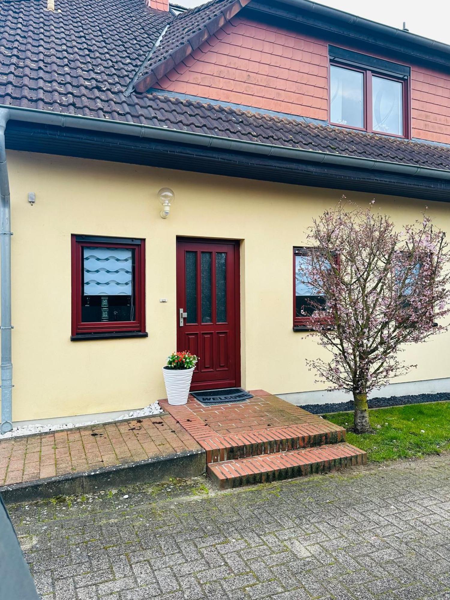 Zum Kaeutzchen 120Qm Ferienhaus 8 Personen 4 Schlafzimmer Nossentiner Huette 외부 사진