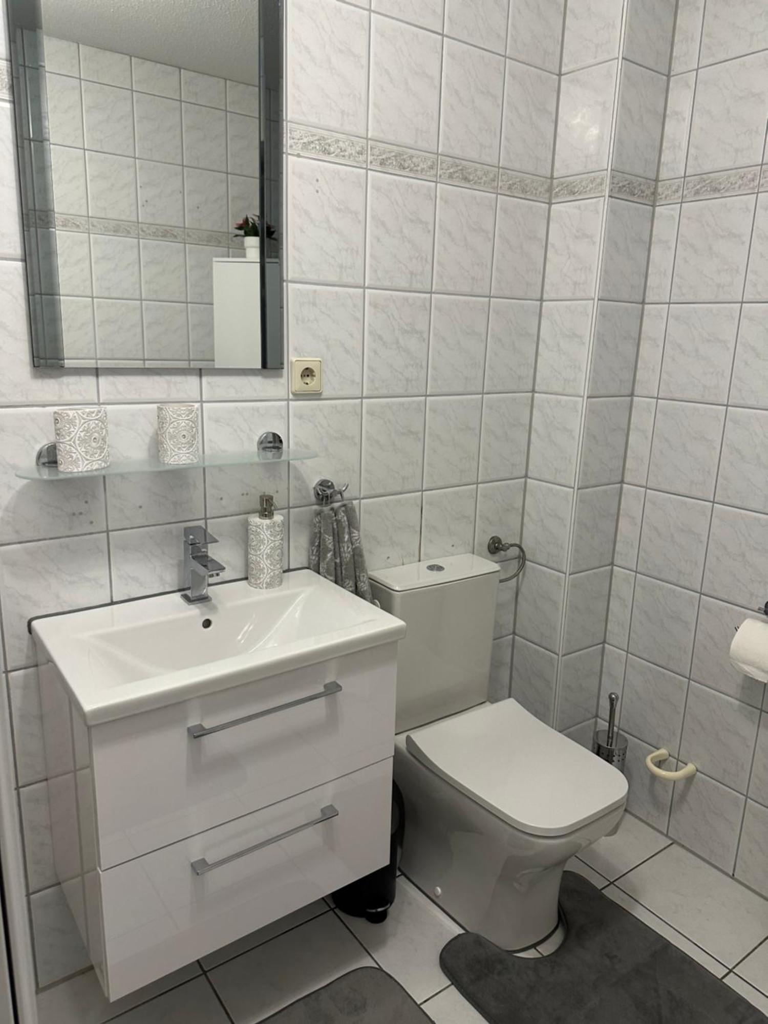 Zum Kaeutzchen 120Qm Ferienhaus 8 Personen 4 Schlafzimmer Nossentiner Huette 외부 사진