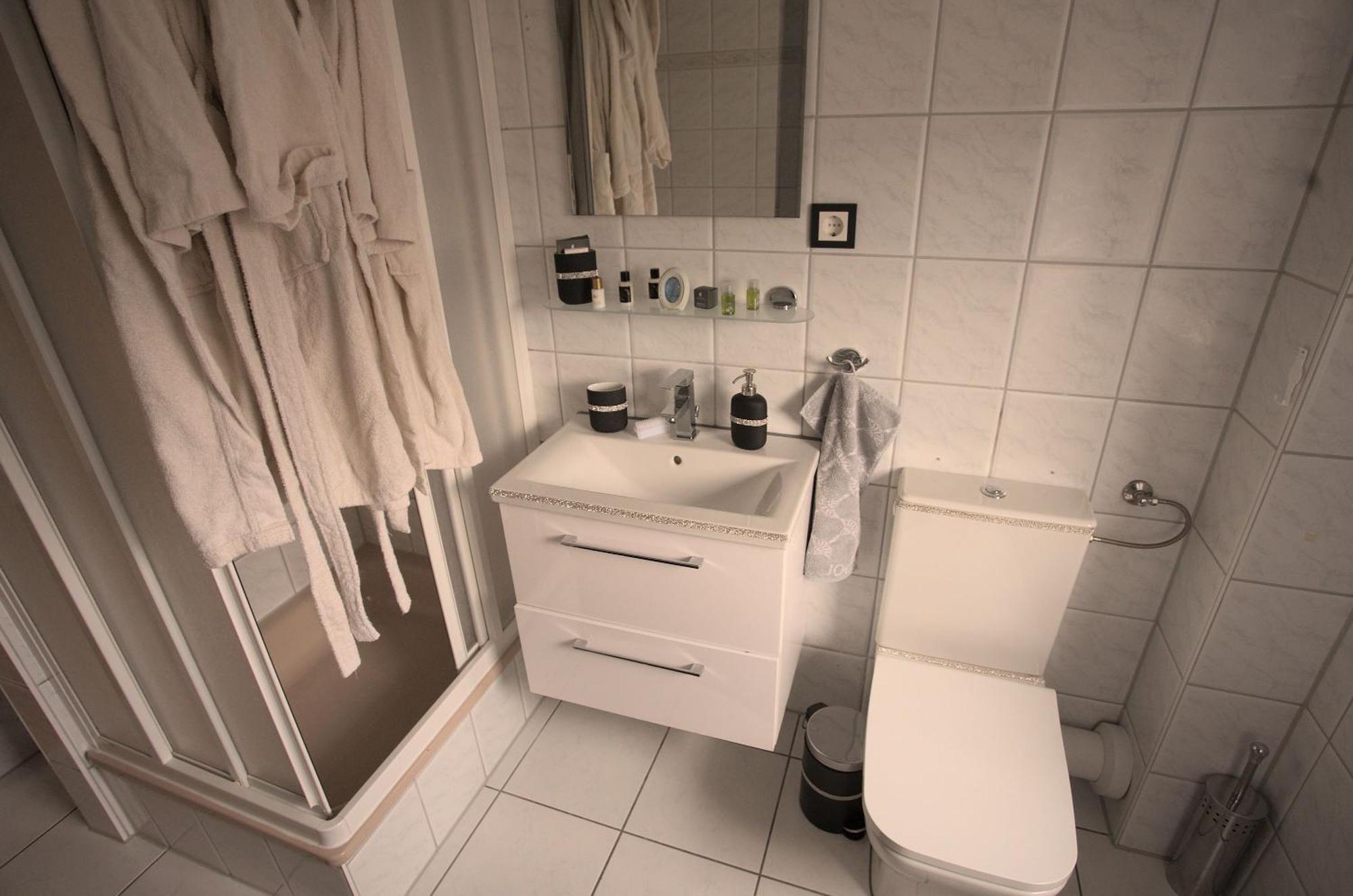 Zum Kaeutzchen 120Qm Ferienhaus 8 Personen 4 Schlafzimmer Nossentiner Huette 외부 사진
